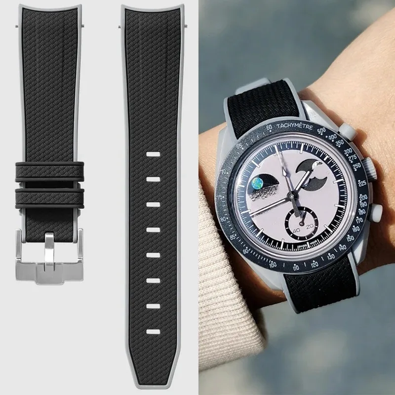 Pasek silikonowy z zakrzywiony – Omega Watch Speedmaster recenzja i cena