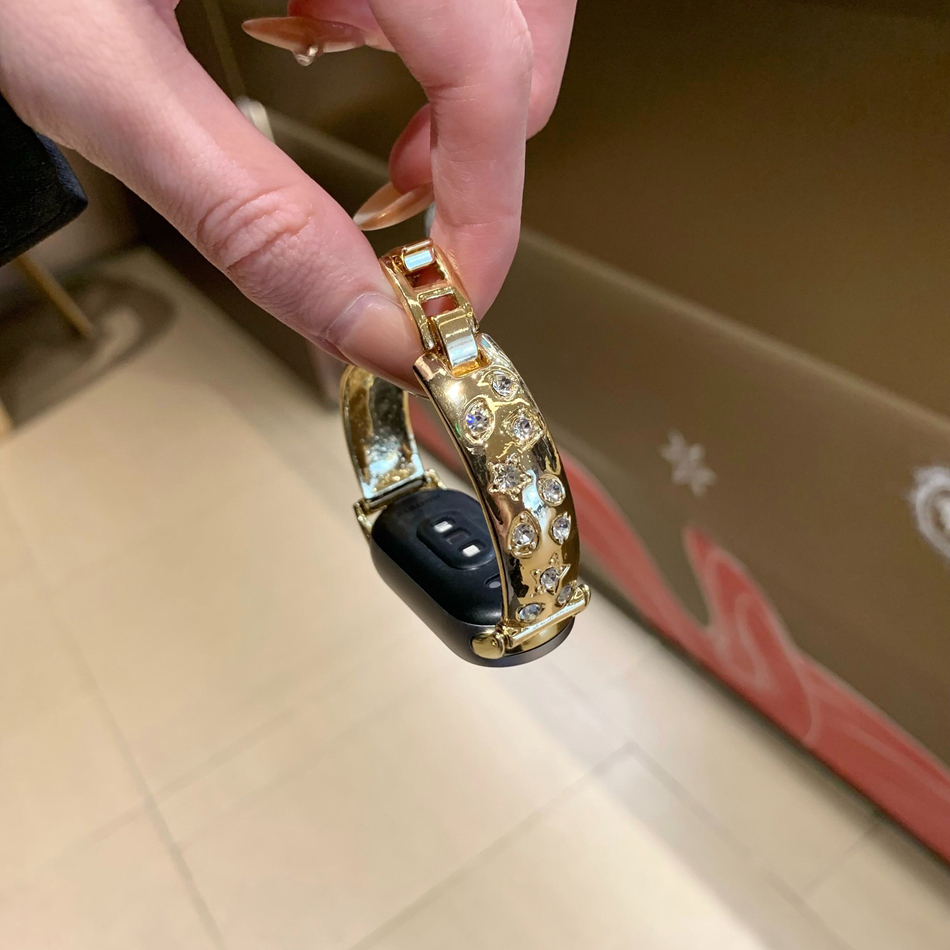 Luksusowy, błyszczący pasek z  – Xiaomi Luxury Watch recenzja i cena