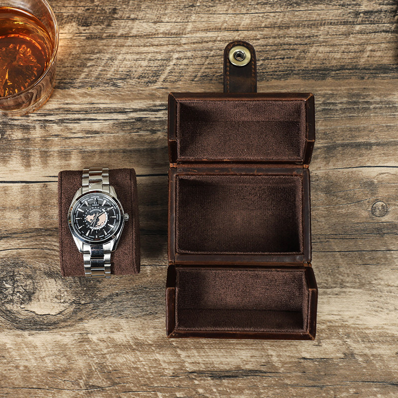 Przenośny futerał podróżny na  – Luxury Watch Travel Case recenzja i cena