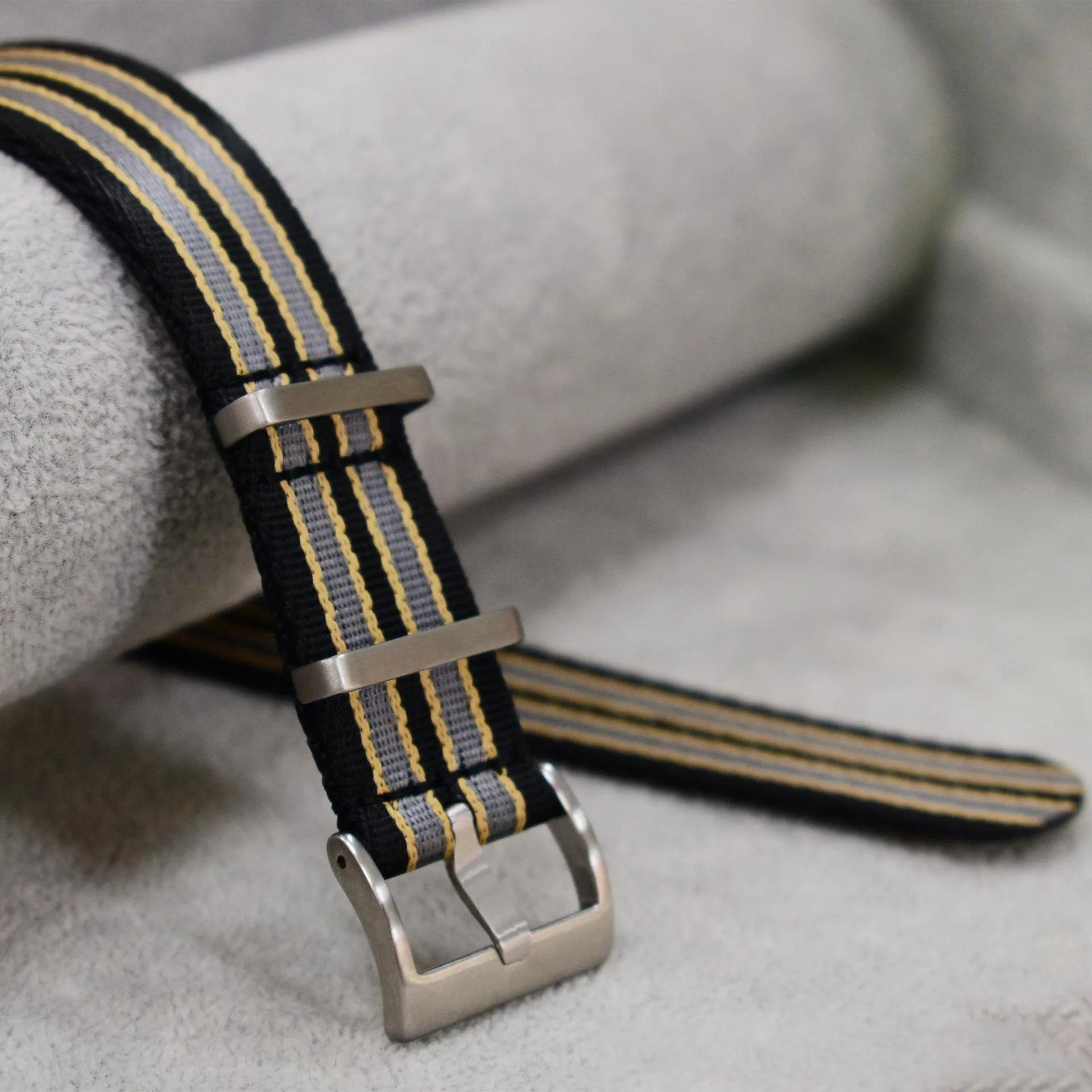 Nylonowy pasek do zegarka 20 m – Luxury Watch Expensive recenzja i cena