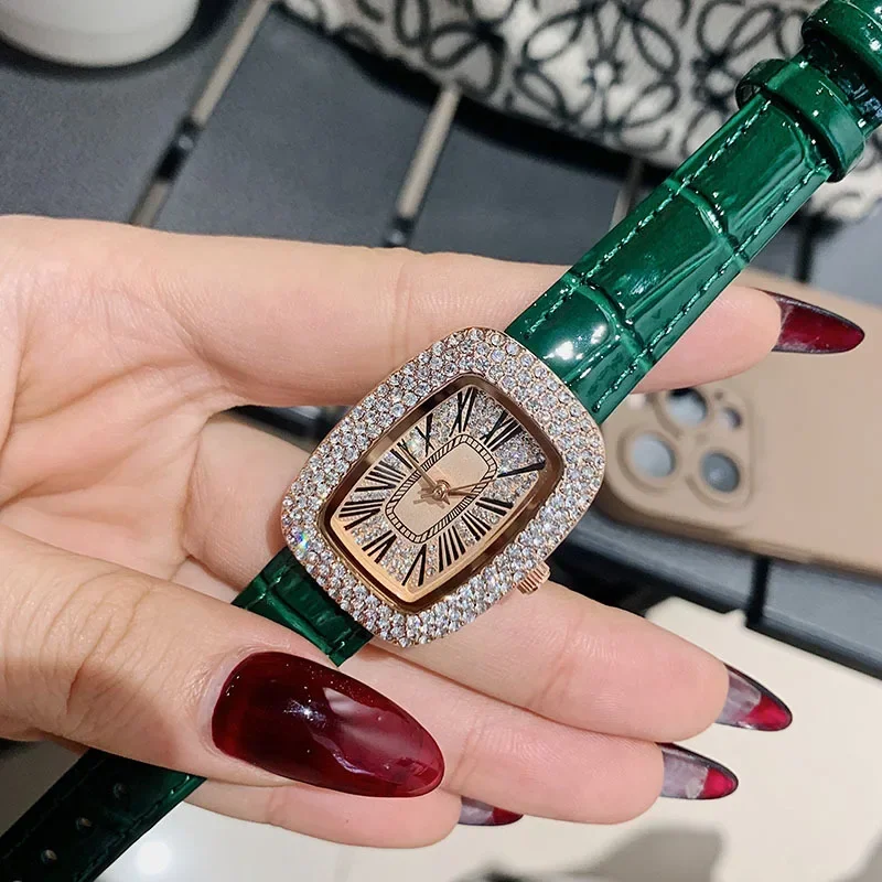 Modny i stylowy damski zegarek – Luxury Watch Leather Strap recenzja i cena